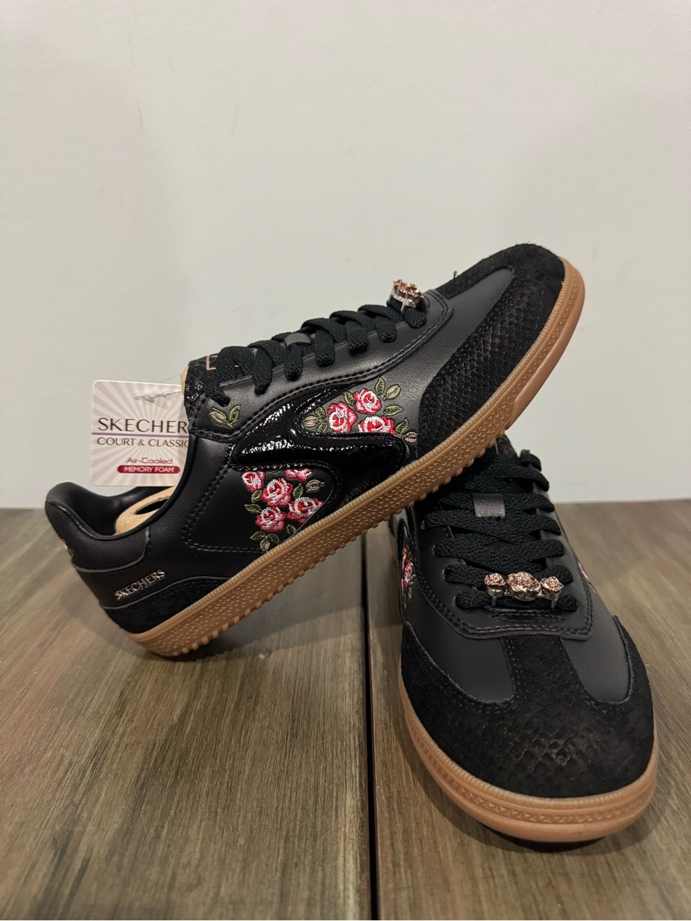 SKECHERS COURT & CLASSIC WOMEN SHOES - Picture 6 of 10